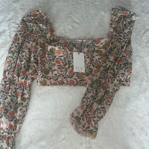 Long sleeve flower crop top